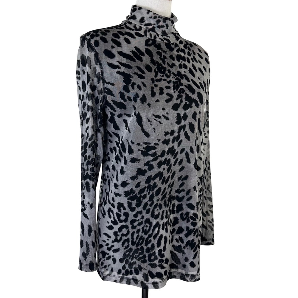 Chicos Grey Black Leopard Animal Print Mesh Lined Turtleneck Top Womens 2 US L